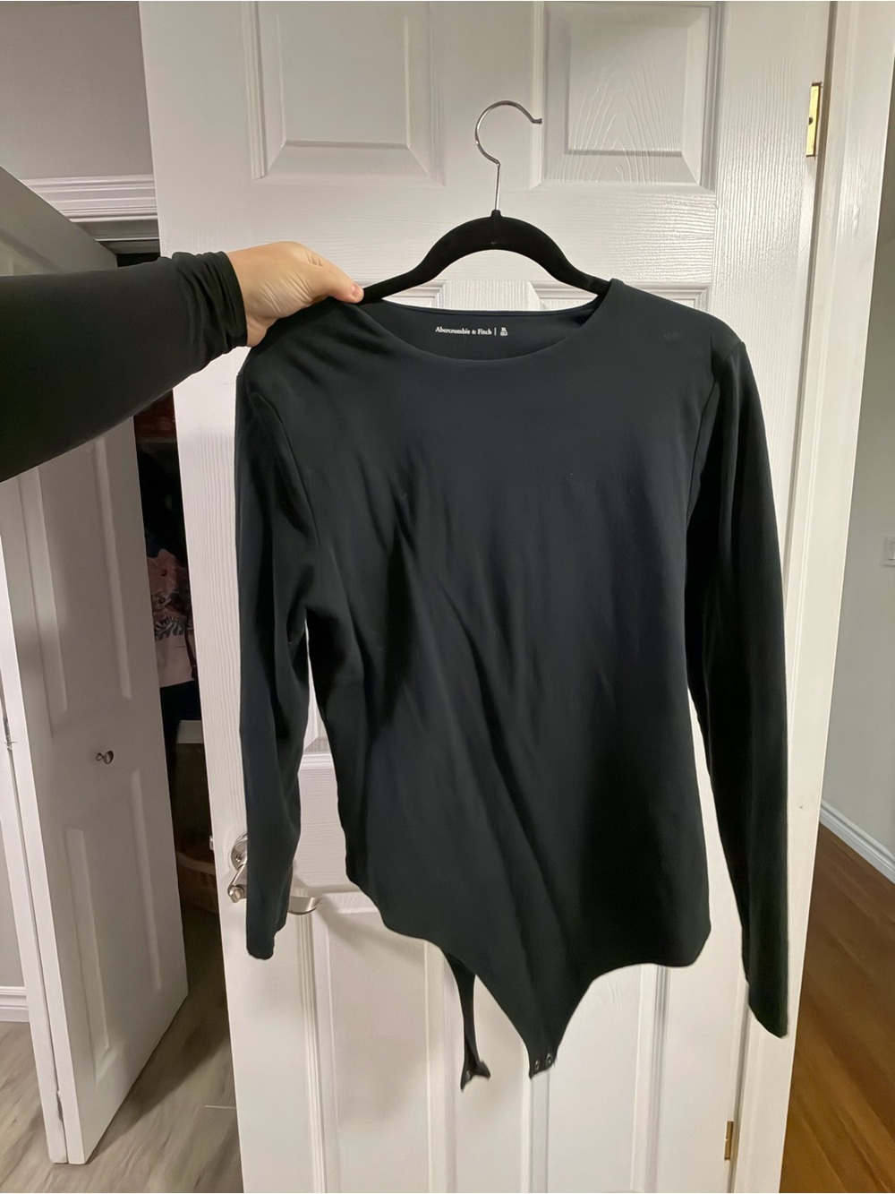 Abercrombie & Fitch Black Long-Sleeve Crew Neck Bodysuit